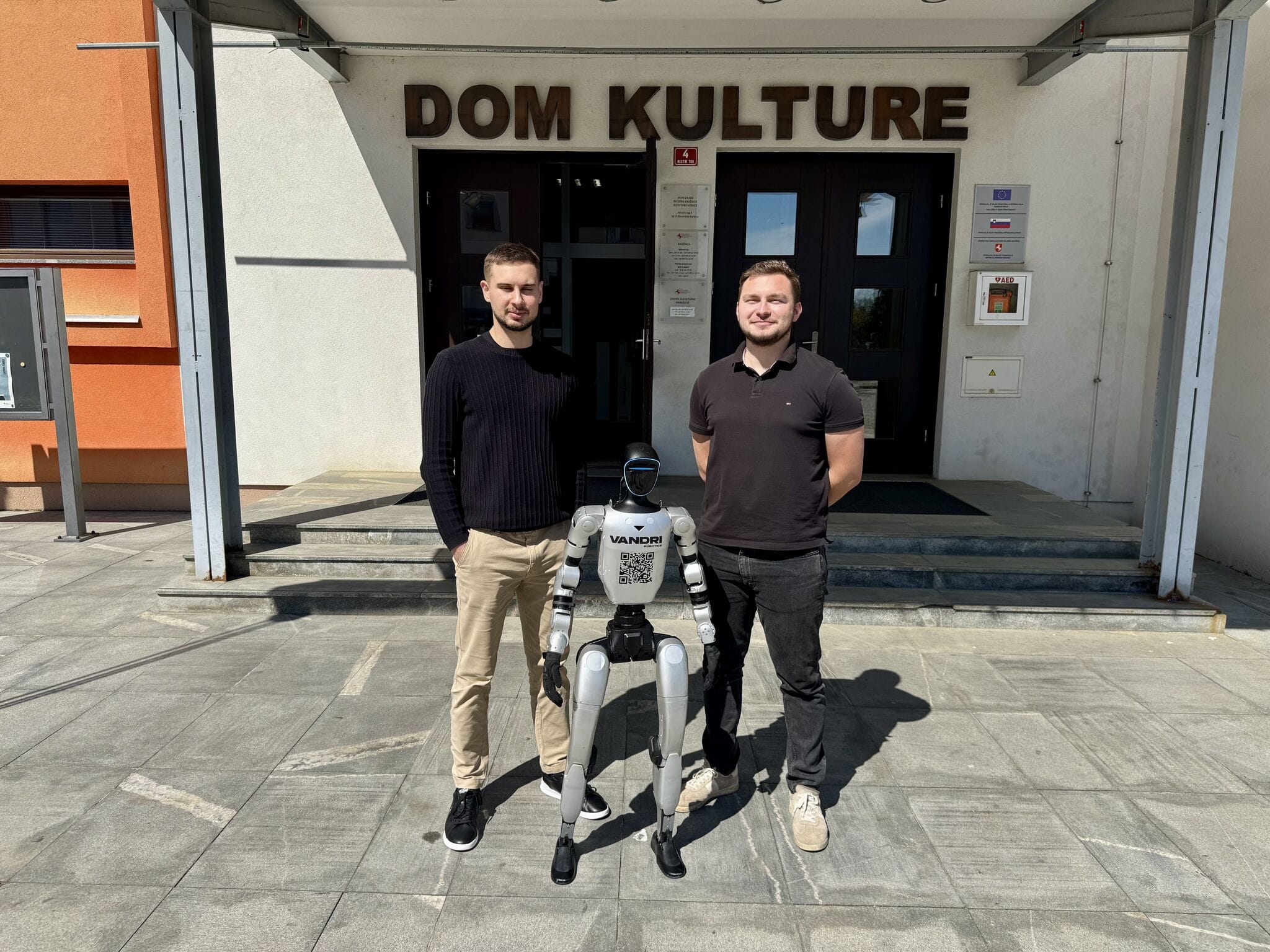 Arrival of the humanoid robot at the Cultural Centre in Slovenske Konjice