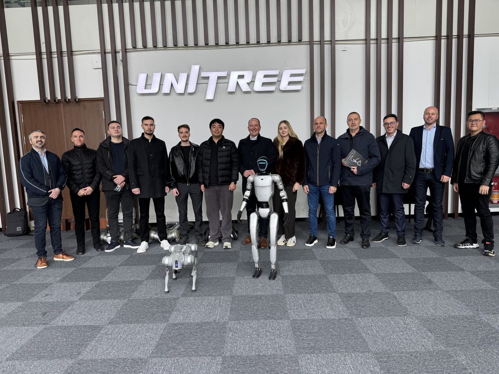 Obisk pri Unitree Robotics na Kitajskem