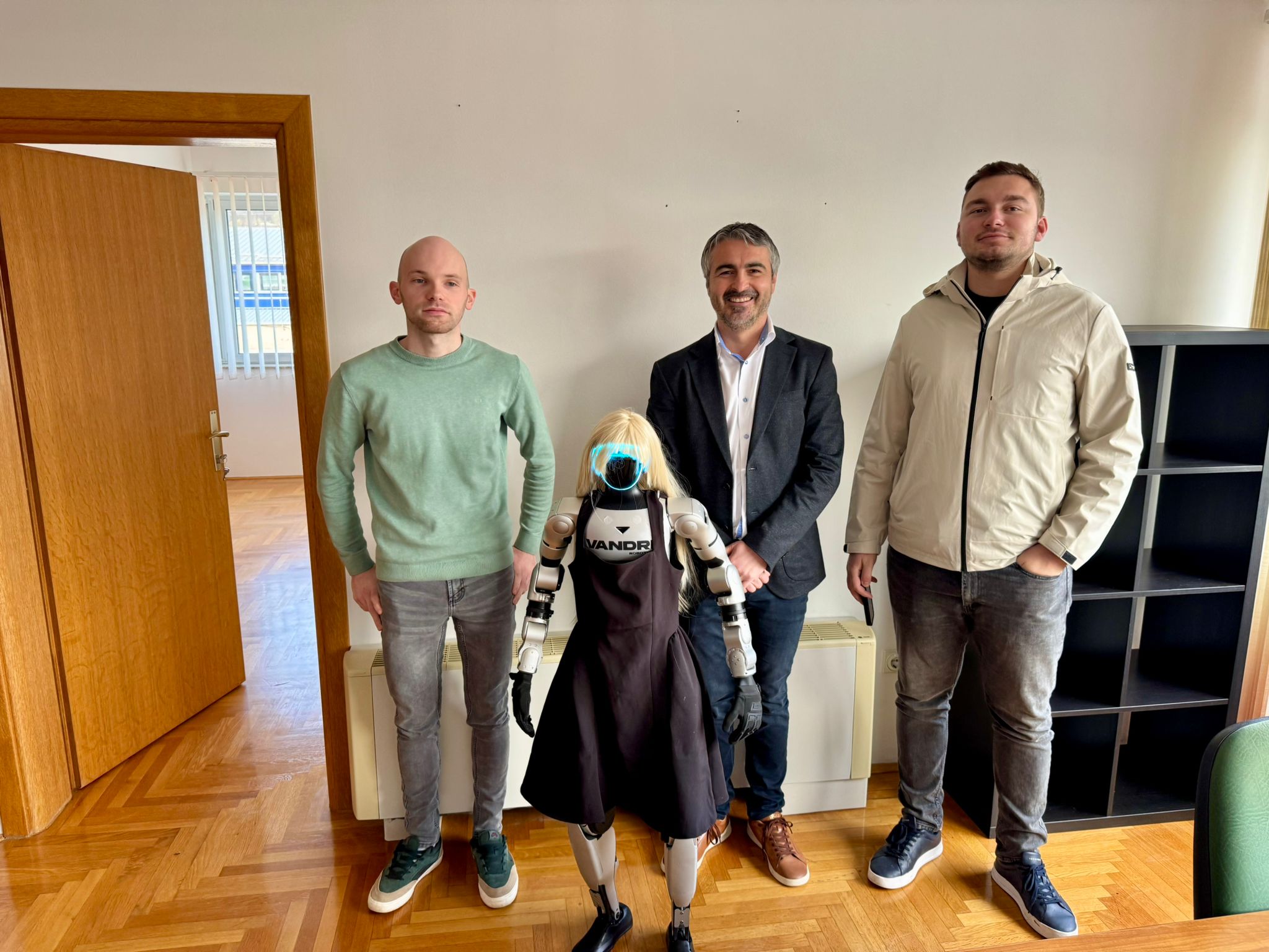 Vandri Robotics team with Tonka robot at the new Pakrac office